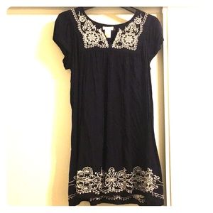 Navy dress with embroidery